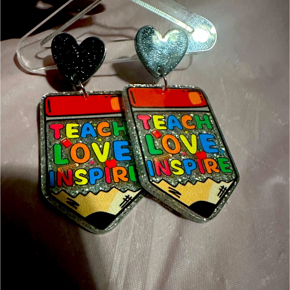 Love to teach earrings, teachers edition